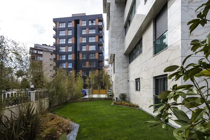 A2 Residence – bahçe