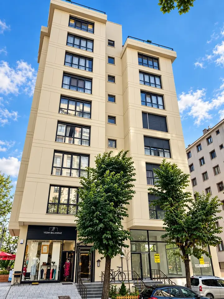 Köşem Apartmanı cephesi, Kocayol Caddesi, Kadıköy